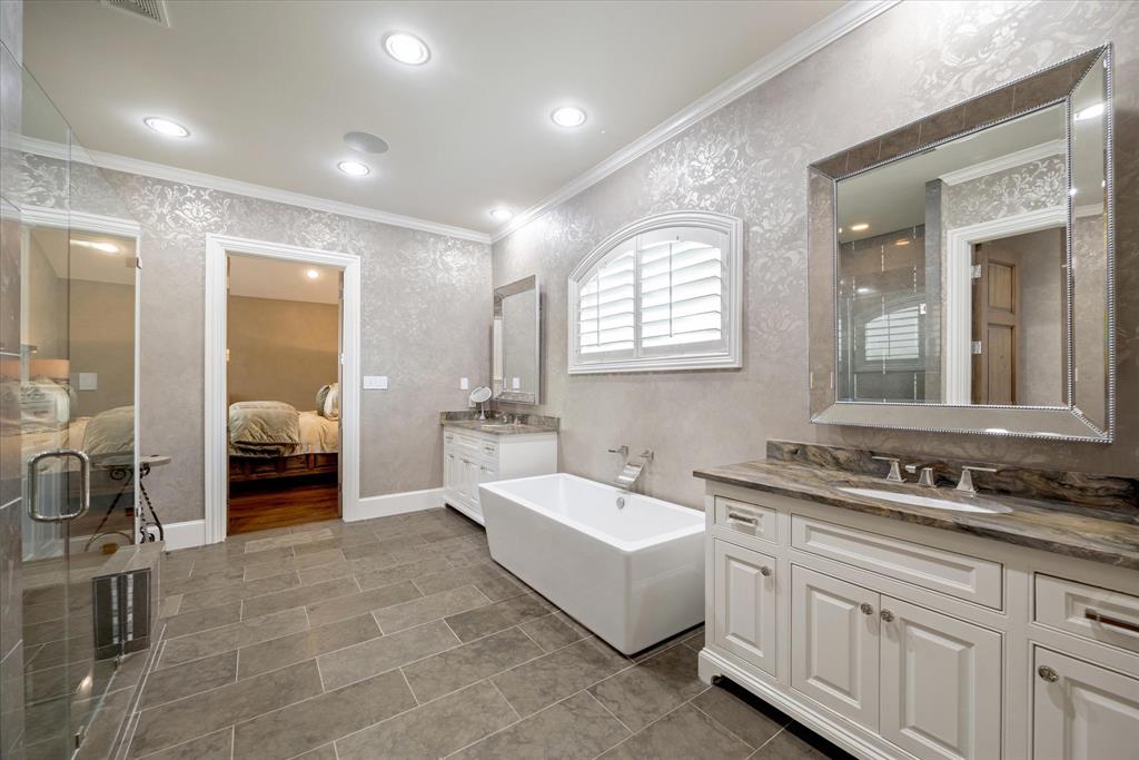 1103 Vista Creek Drive, Sugar Land, Texas image 18