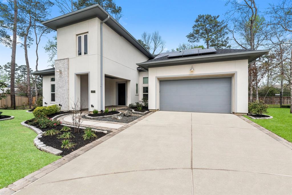 95 Perennial Canyon Drive, The Woodlands, Texas image 2