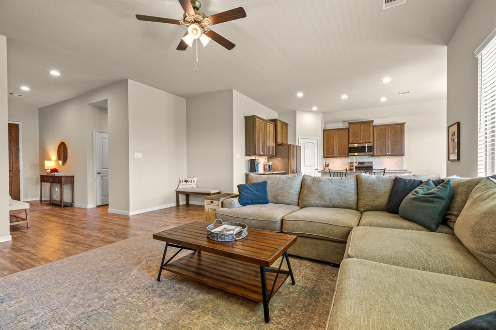 3824 Sparrow Falls Lane Ln, Spring, Texas image 14