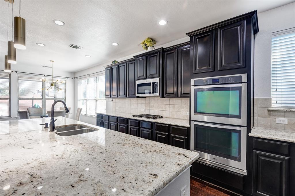 8106 Yarrow Drive, Cypress, Texas image 11
