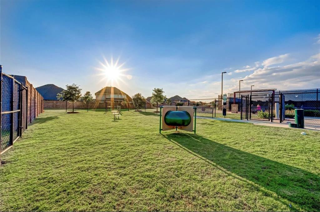 8106 Yarrow Drive, Cypress, Texas image 26