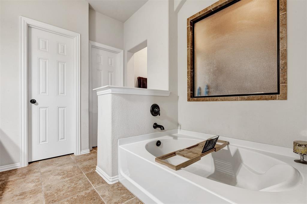 8106 Yarrow Drive, Cypress, Texas image 18