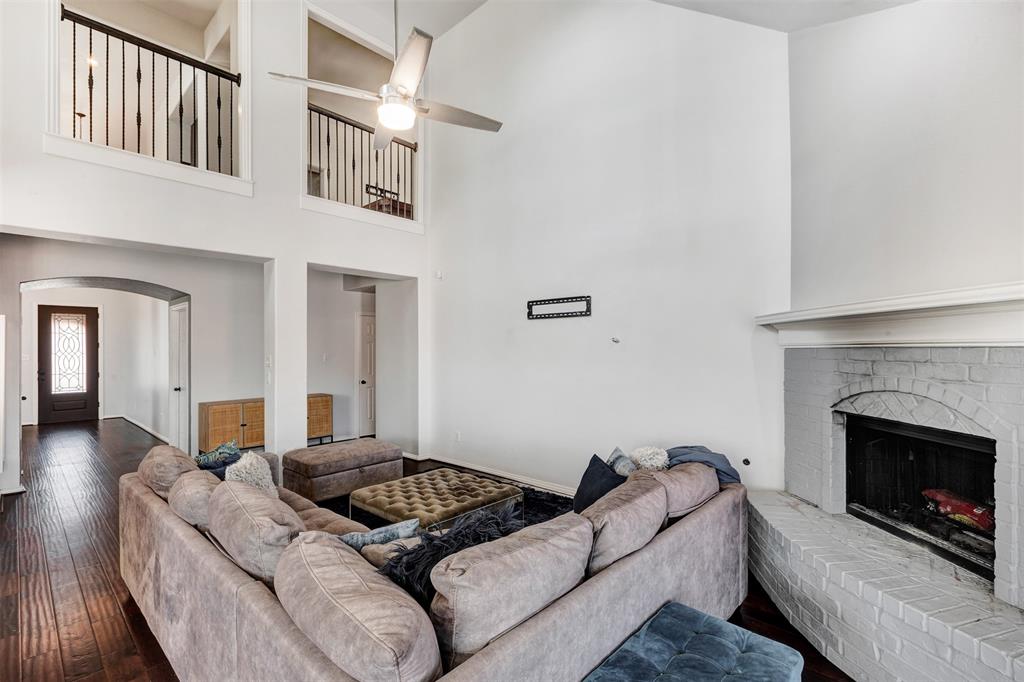 8106 Yarrow Drive, Cypress, Texas image 9