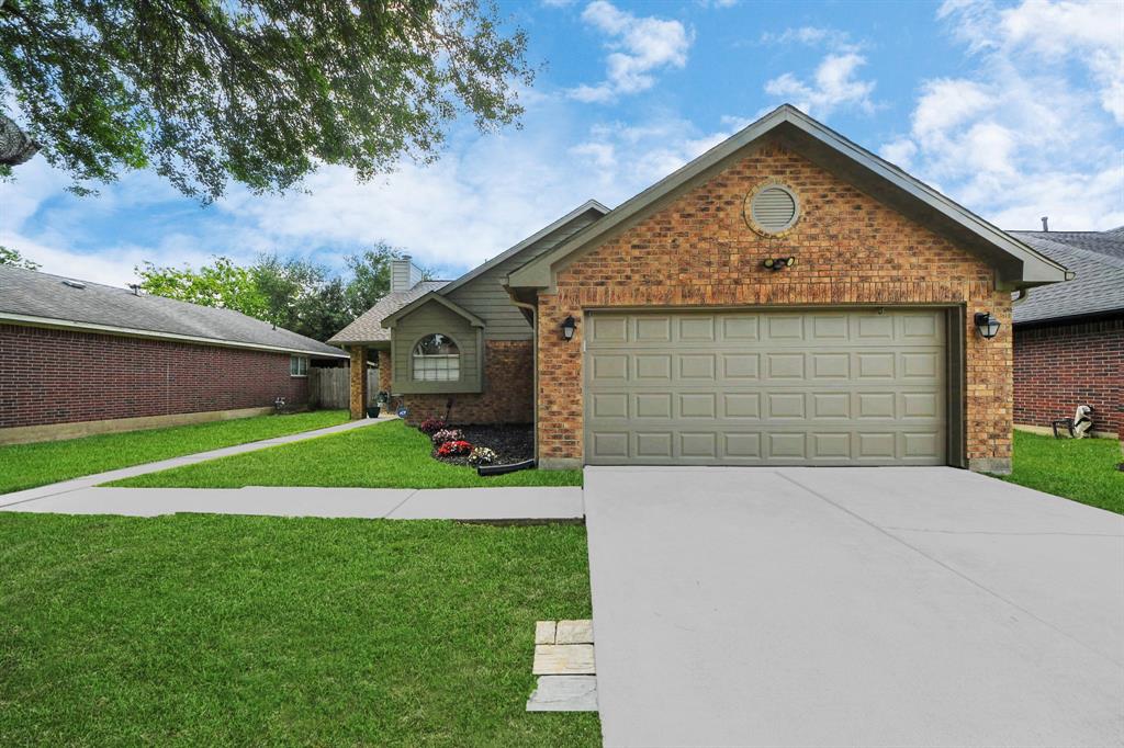 3718 Sunshine Lane, Pasadena, Texas image 1
