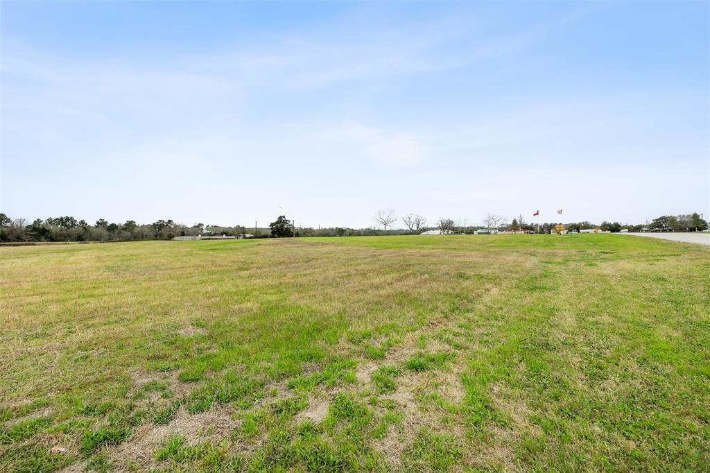 106 Astoria Avenue, Round Top, Texas image 3