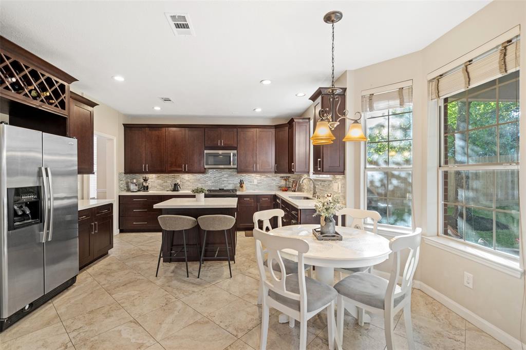 23 W Stony End Place, The Woodlands, Texas image 19