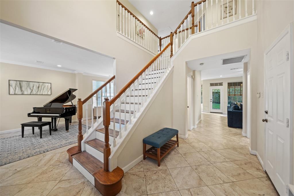 23 W Stony End Place, The Woodlands, Texas image 7