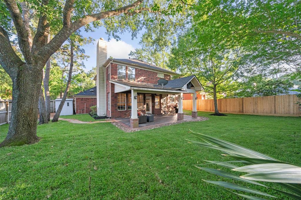 23 W Stony End Place, The Woodlands, Texas image 6