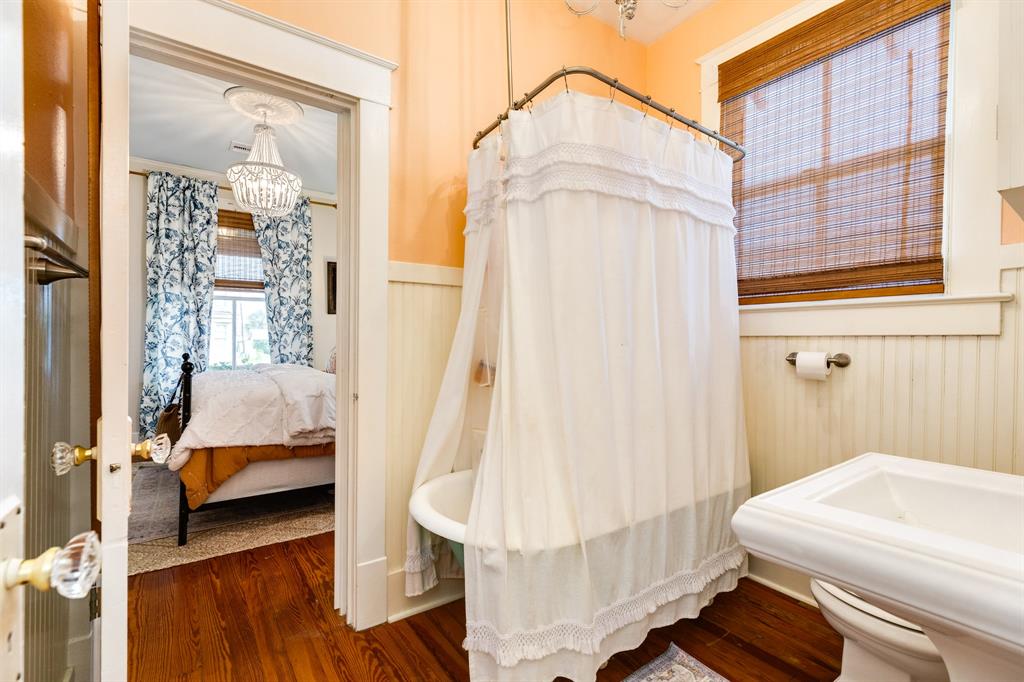 1411 13th Street, Galveston, Texas image 13