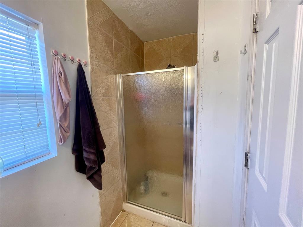 214 N 2nd Street, La Porte, Texas image 15