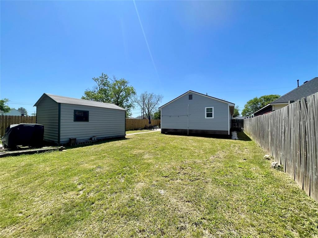 214 N 2nd Street, La Porte, Texas image 26