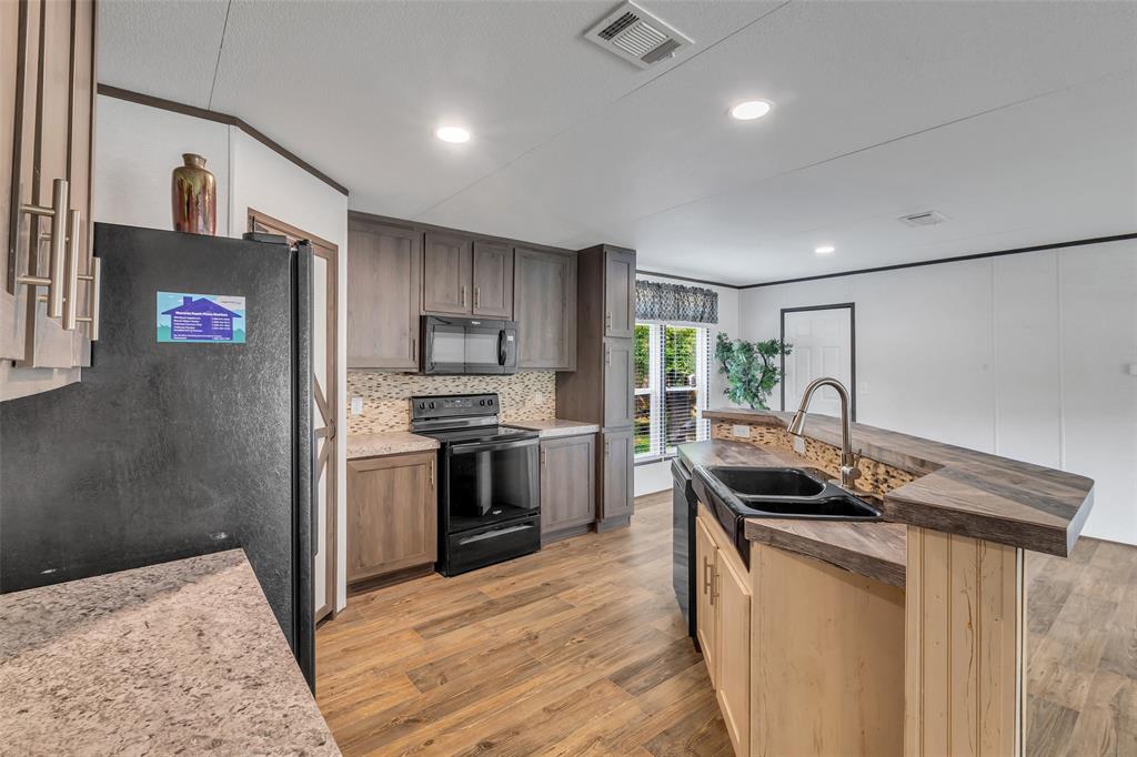 9529 Cypress Drive