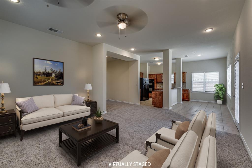 208 Cobblestone Circle, Red Oak, Texas image 1