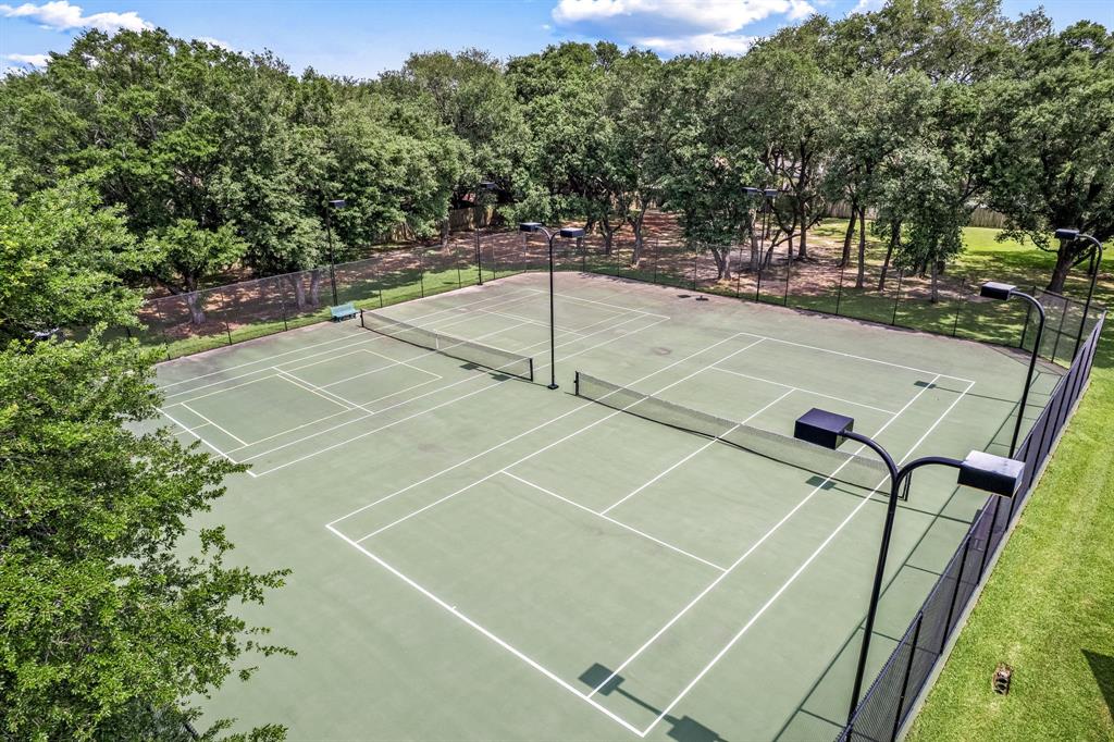 1245 Deer Ridge Drive, League City, Texas image 36
