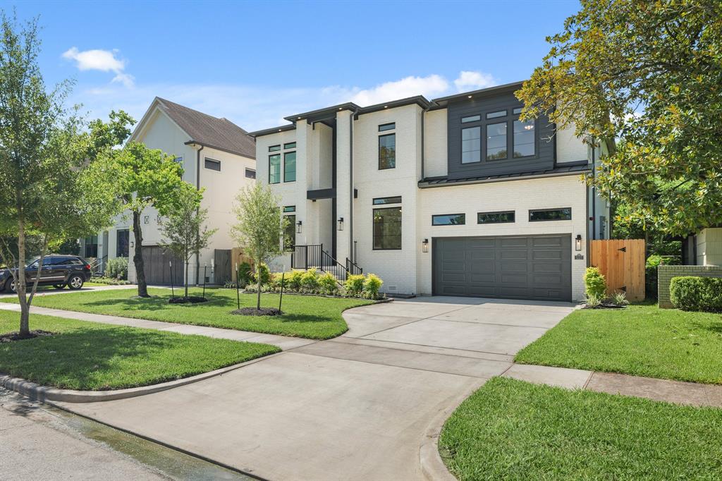 5223 Mimosa Drive