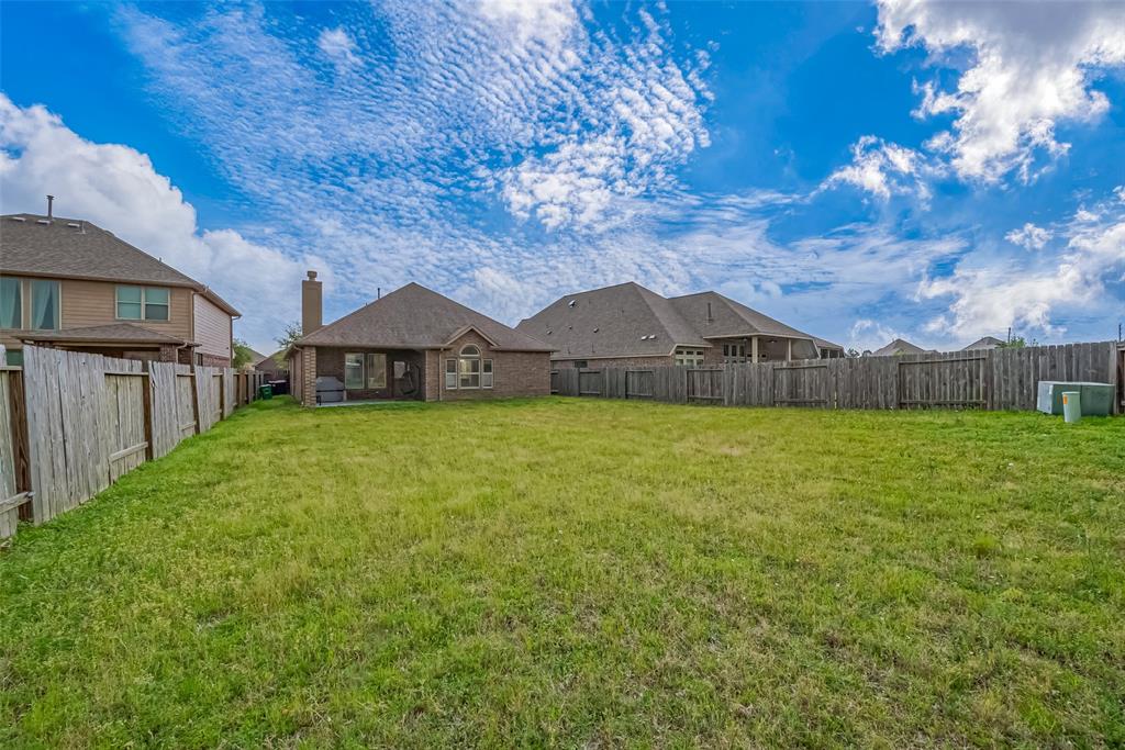 4410 Fenetre Forest Street, Katy, Texas image 38