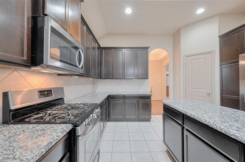 4410 Fenetre Forest Street, Katy, Texas image 12
