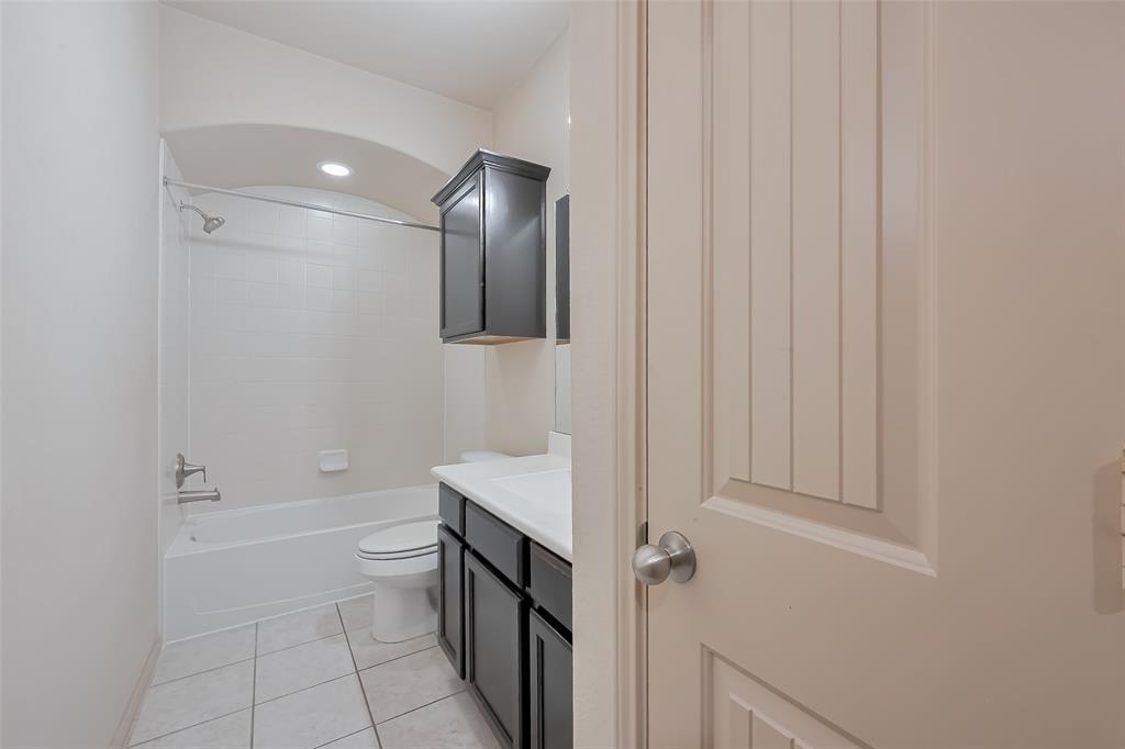 4410 Fenetre Forest Street, Katy, Texas image 20