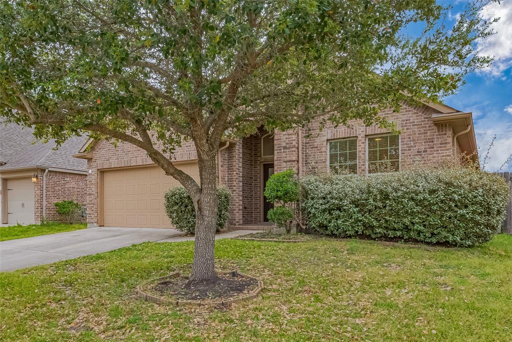 4410 Fenetre Forest Street, Katy, Texas image 2