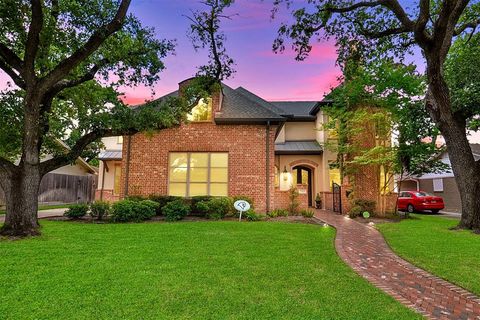 Single Family Residence in Houston TX 7810 Burgoyne Road.jpg