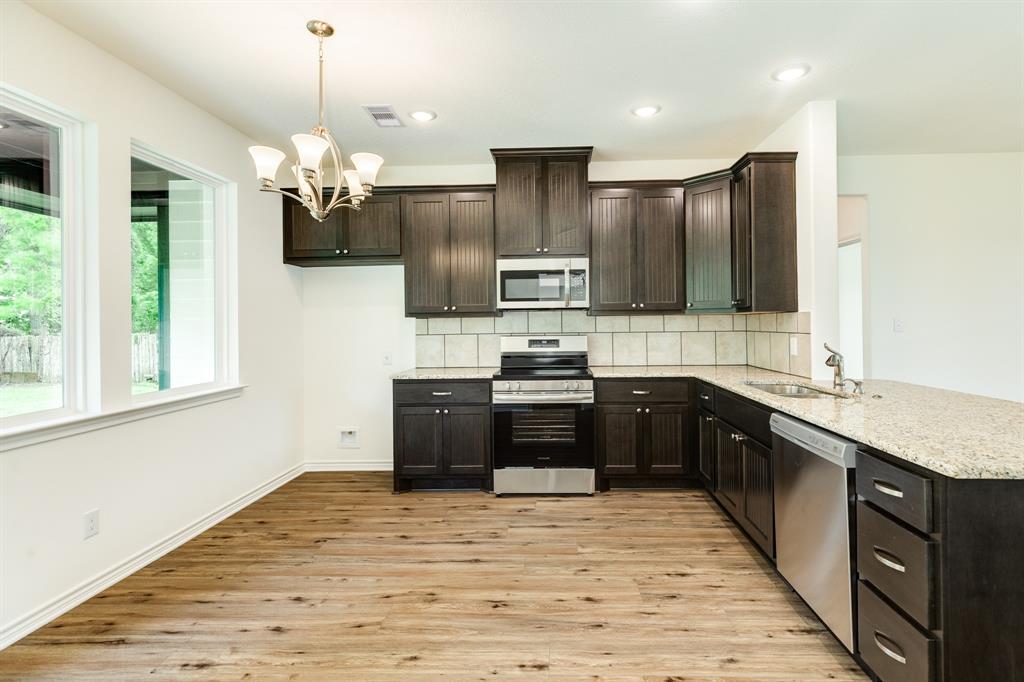 141 Shady Lane, West Columbia, Texas image 13
