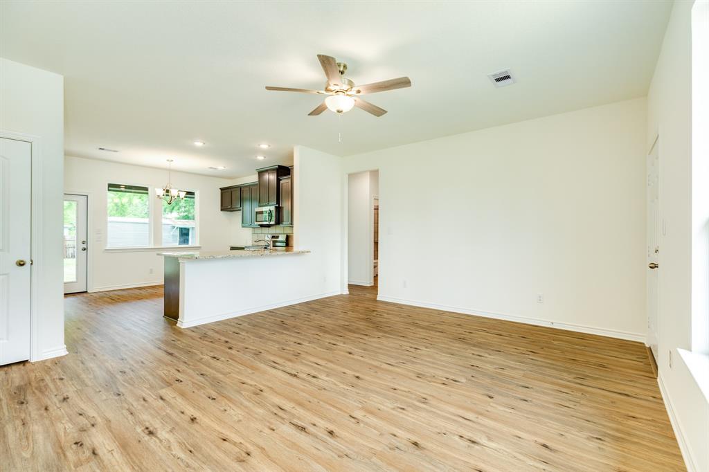 141 Shady Lane, West Columbia, Texas image 8