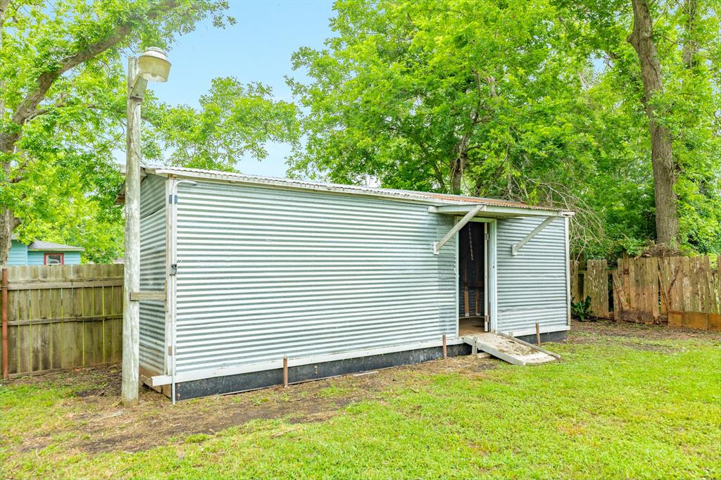 141 Shady Lane, West Columbia, Texas image 28
