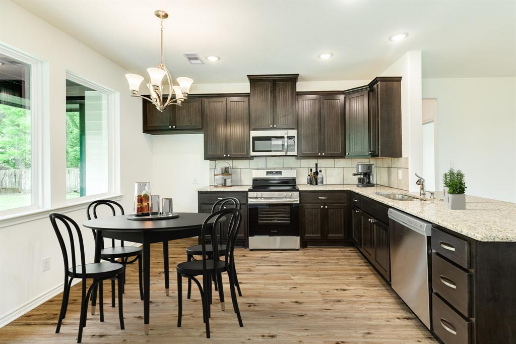 141 Shady Lane, West Columbia, Texas image 12