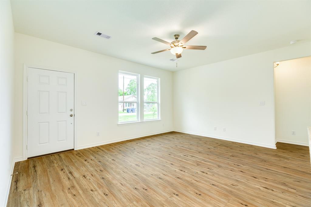 141 Shady Lane, West Columbia, Texas image 6