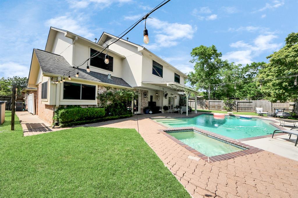 3815 W Valley Drive, Missouri City, Texas image 33