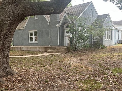 A home in Rosenberg