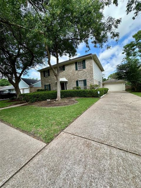 Single Family Residence in Houston TX 605 Oak Harbor Drive 39.jpg