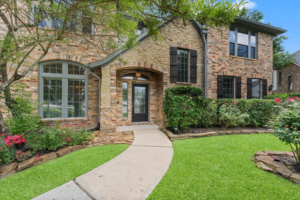 602 Oak Ridge Grove Circle