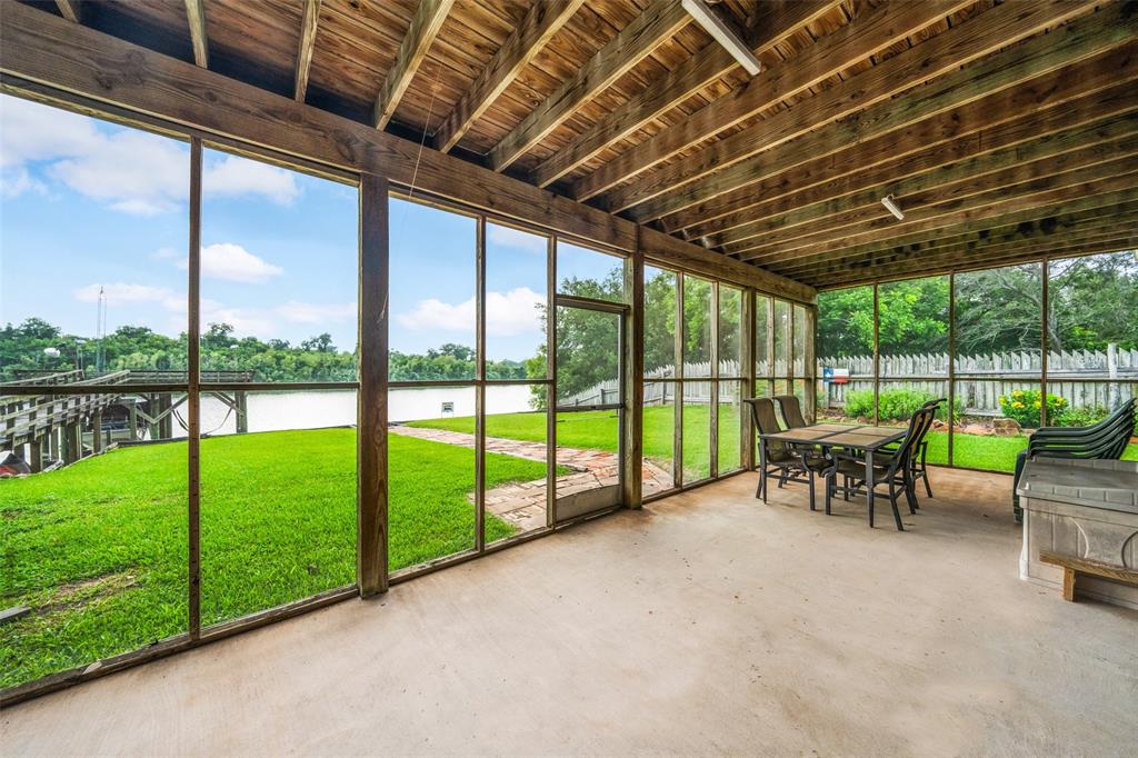 215 Selkirk Road, Matagorda, Texas image 5