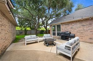 1010 Mahogany Run Drive, Katy, Texas image 33
