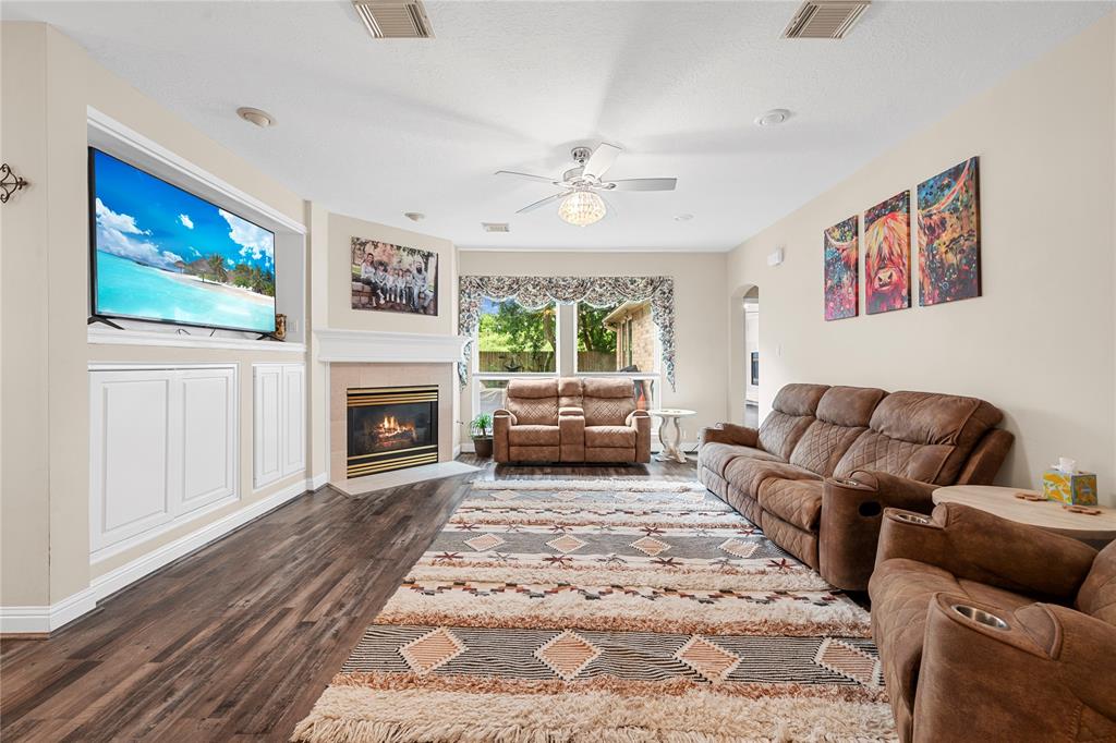 1010 Mahogany Run Drive, Katy, Texas image 10