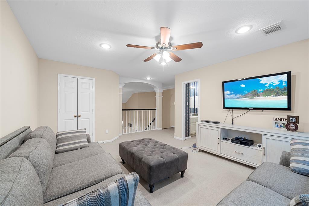 1010 Mahogany Run Drive, Katy, Texas image 32