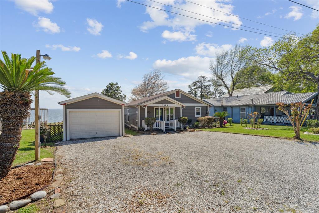 1383 Impala Drive, Onalaska, Texas image 2