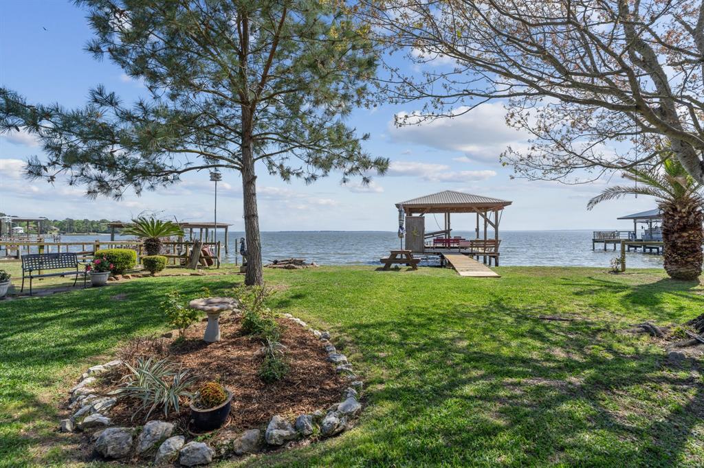 1383 Impala Drive, Onalaska, Texas image 18