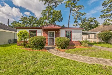 3826 Blodgett Street Houston TX 77004