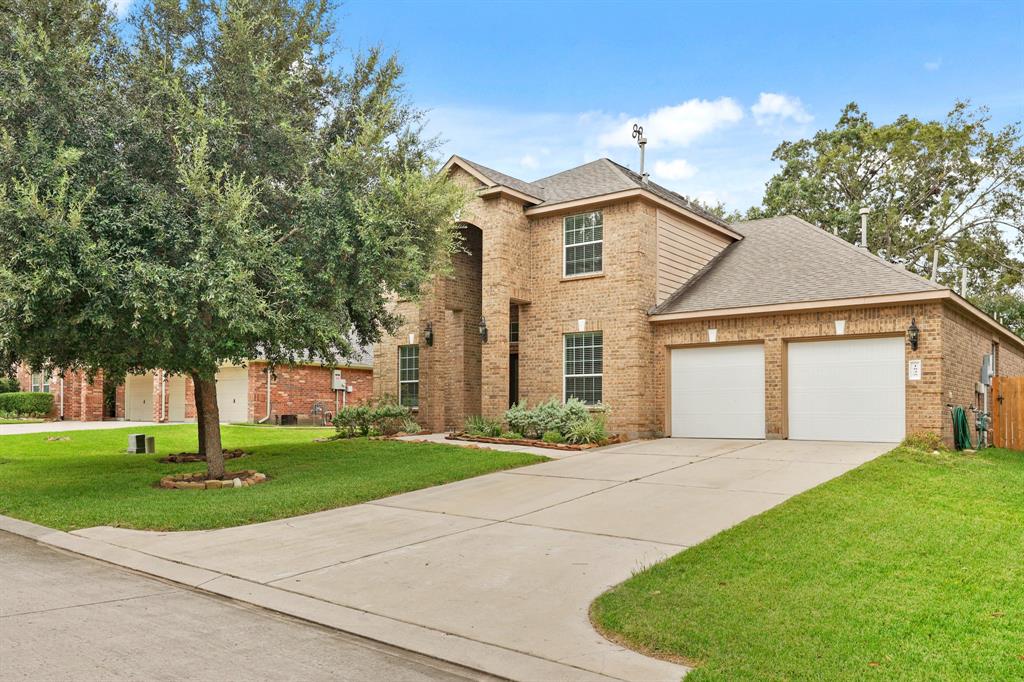 1835 Pembrook Circle, Conroe, Texas image 1