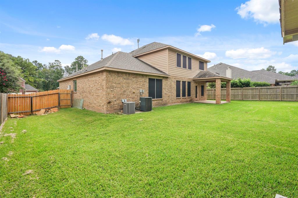 1835 Pembrook Circle, Conroe, Texas image 42