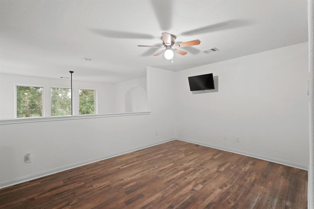 1835 Pembrook Circle, Conroe, Texas image 34
