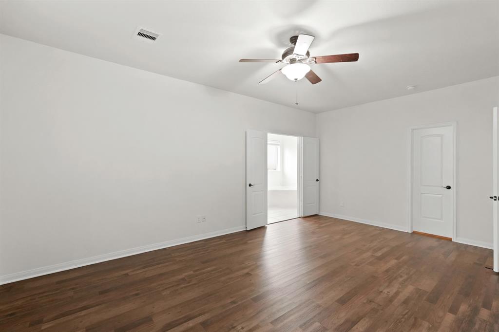 1835 Pembrook Circle, Conroe, Texas image 20