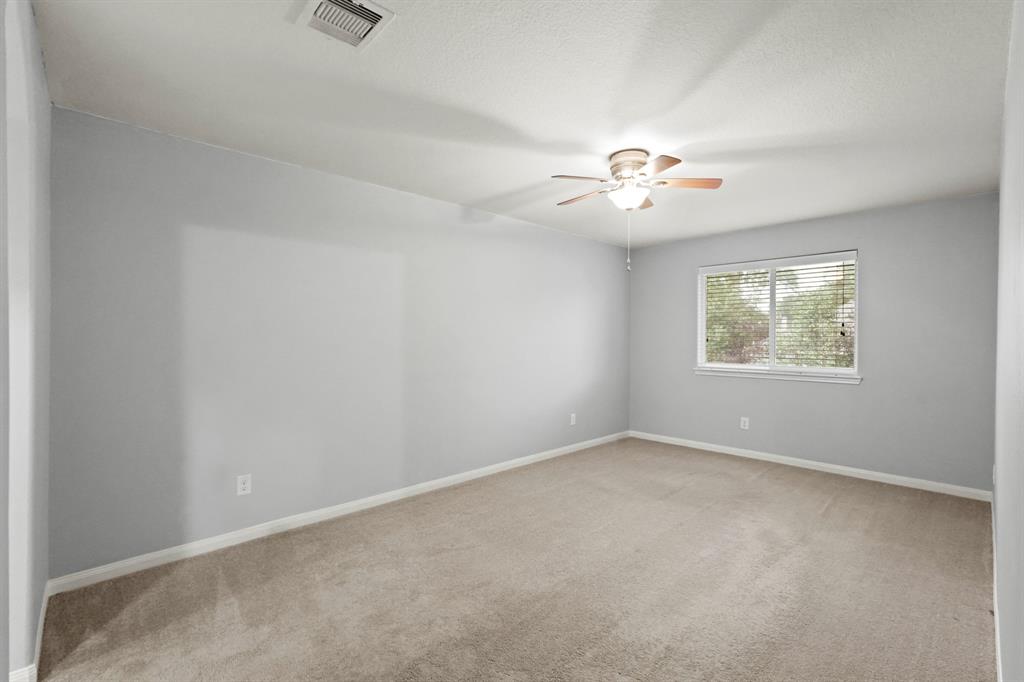 1835 Pembrook Circle, Conroe, Texas image 36
