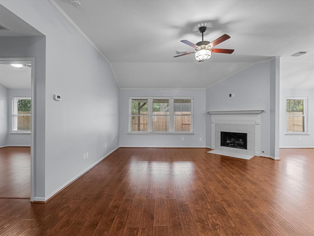 5105 Cherrywood Court, League City, Texas image 9