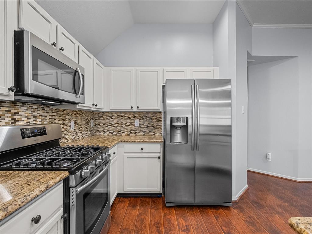 5105 Cherrywood Court, League City, Texas image 13