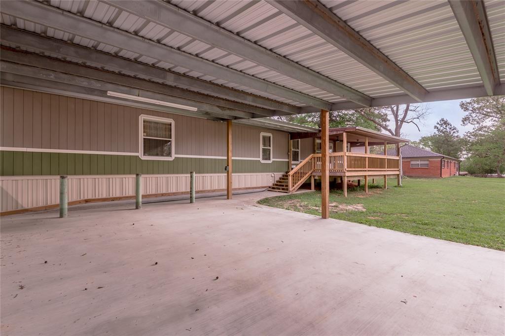 105 Anders Lane, Huntsville, Texas image 6