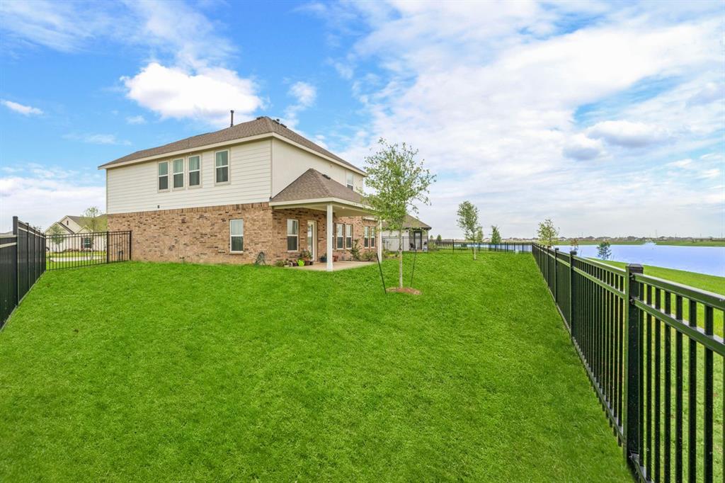 4628 Peony Green Drive, Katy, Texas image 26