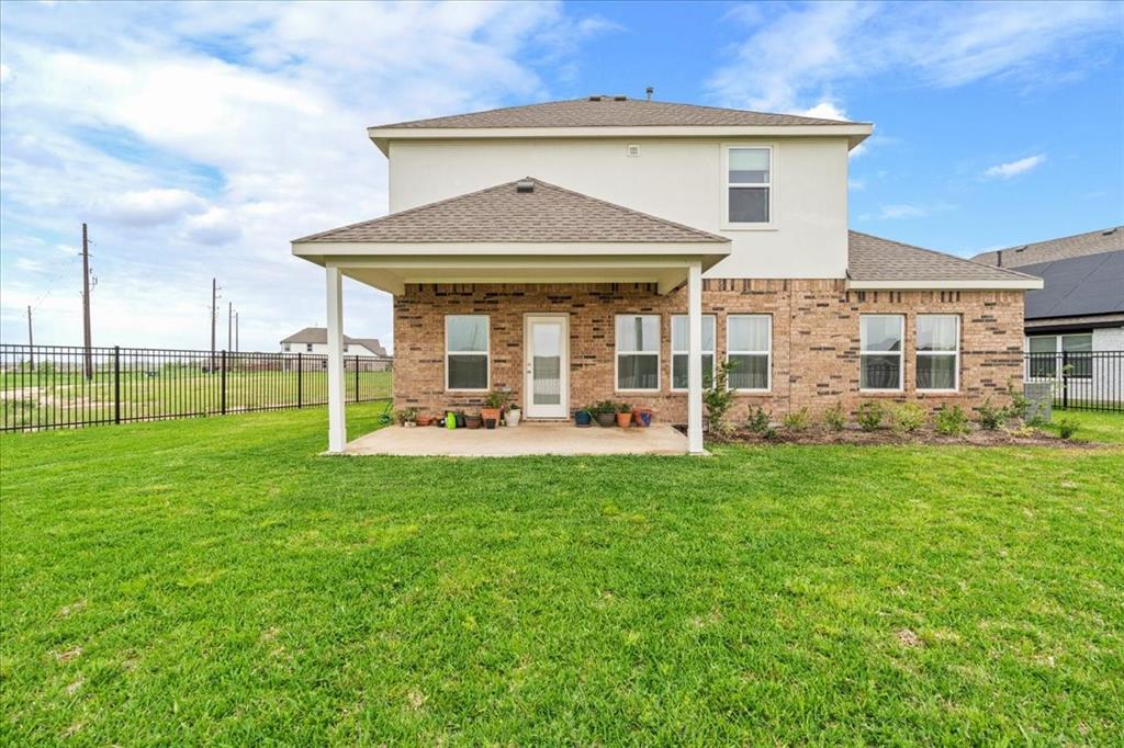 4628 Peony Green Drive, Katy, Texas image 24